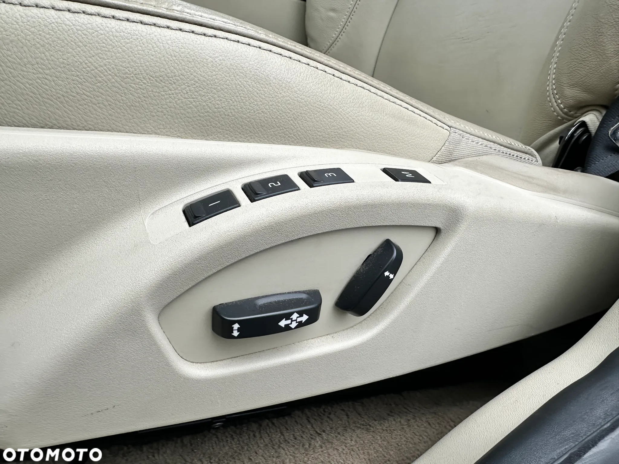 Volvo XC 60 - 12
