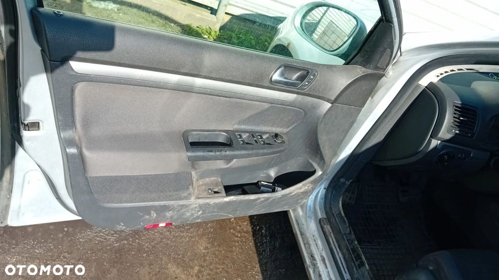Tylko Części VW Golf V 1k 1.9 TDI BXF 90KM 66kW hb 5d 03r-09r lakier LA7W - 7