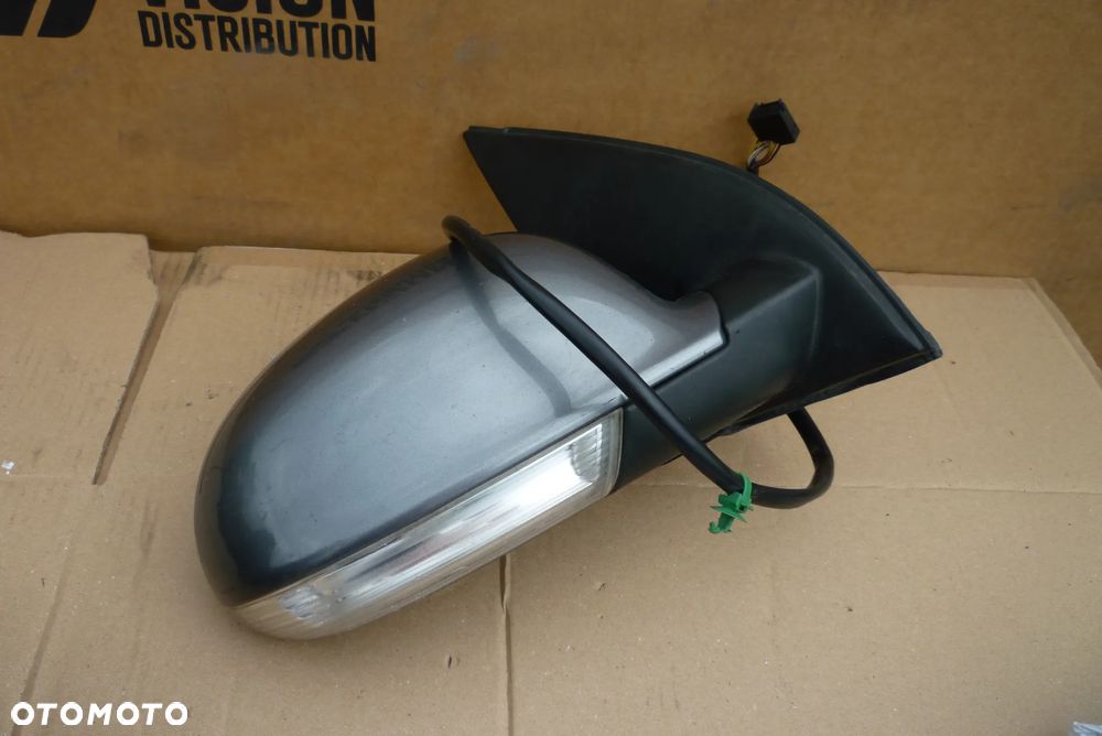 lusterko prawe Golf 5 LA7T 10pin Europa - 3