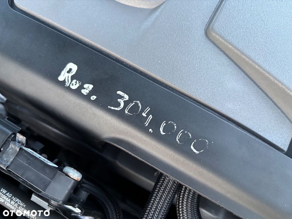 Volkswagen Passat - 20