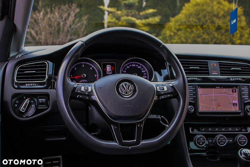 Volkswagen Golf 2.0 TDI BlueMotion Technology Allstar - 34