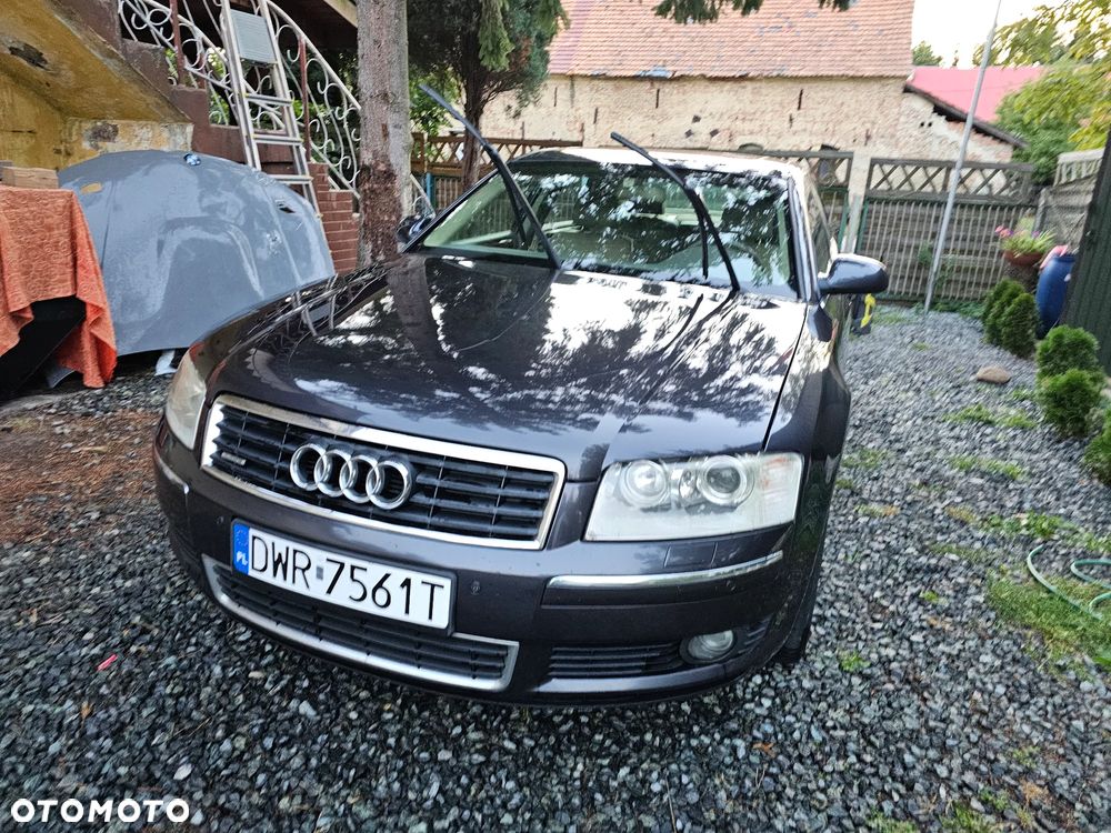 Audi A8 4.2 Quattro - 16