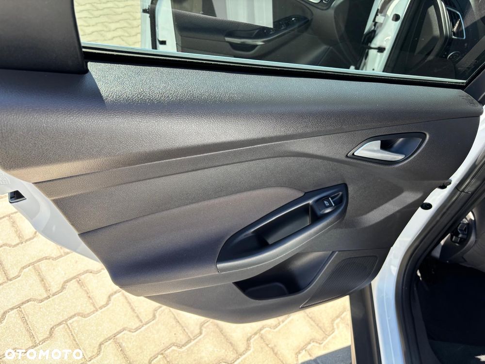 Ford Focus - 19