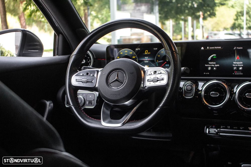 Mercedes-Benz A 250 e AMG Line - 32