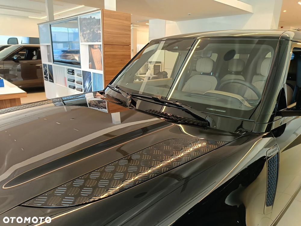 Land Rover Defender 5.0 P500 V8 - 14