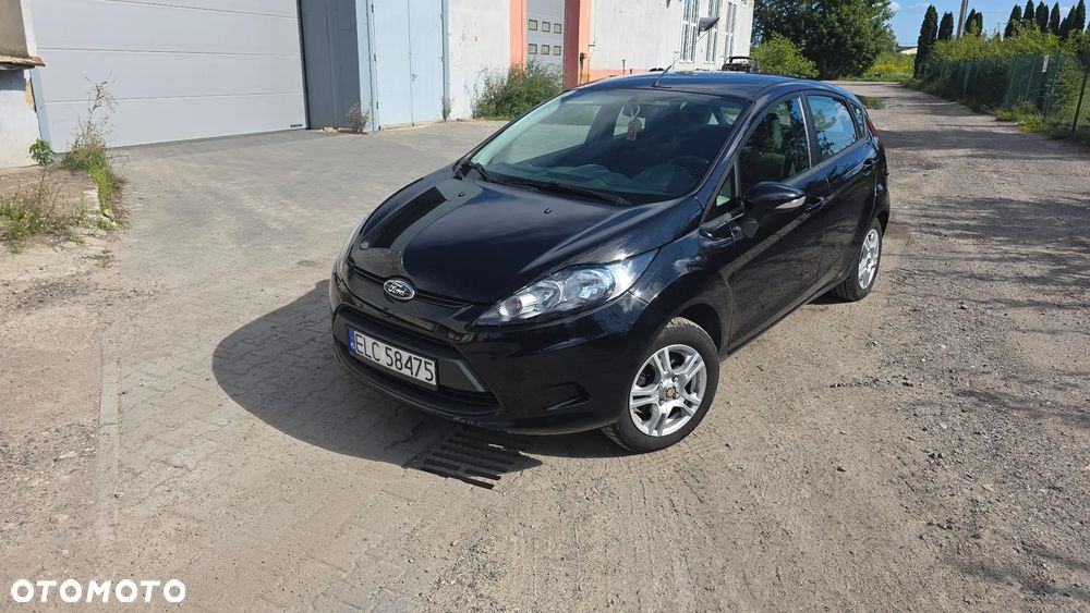 Ford Fiesta 1.25 Ambiente EU5 - 1