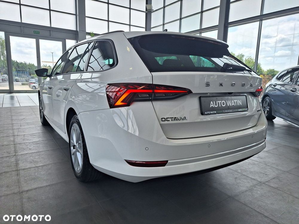 Skoda Octavia 1.5 TSI e-Tec Ambition DSG - 3
