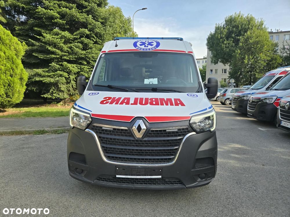 Renault Master Ambulans karetka gwarancja - 4