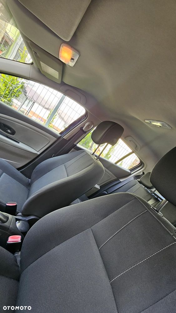 Renault Megane 1.6 16V 100 Authentique - 13