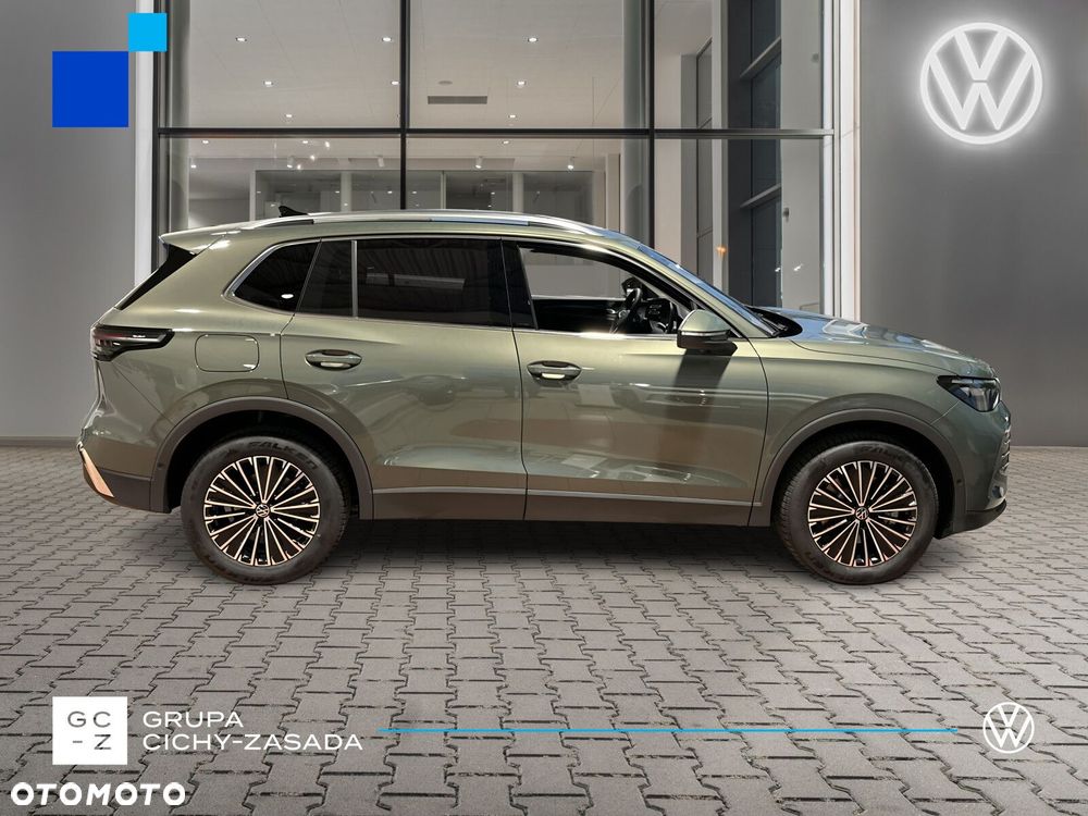 Volkswagen Tiguan - 6