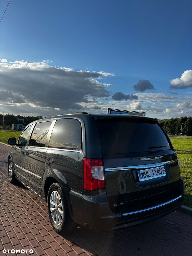 Chrysler Town & Country 3.6 Touring - 2