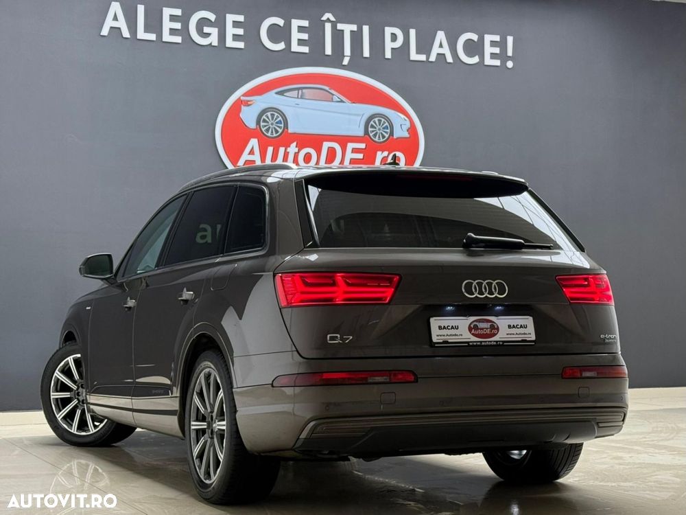 Audi Q7 - 4