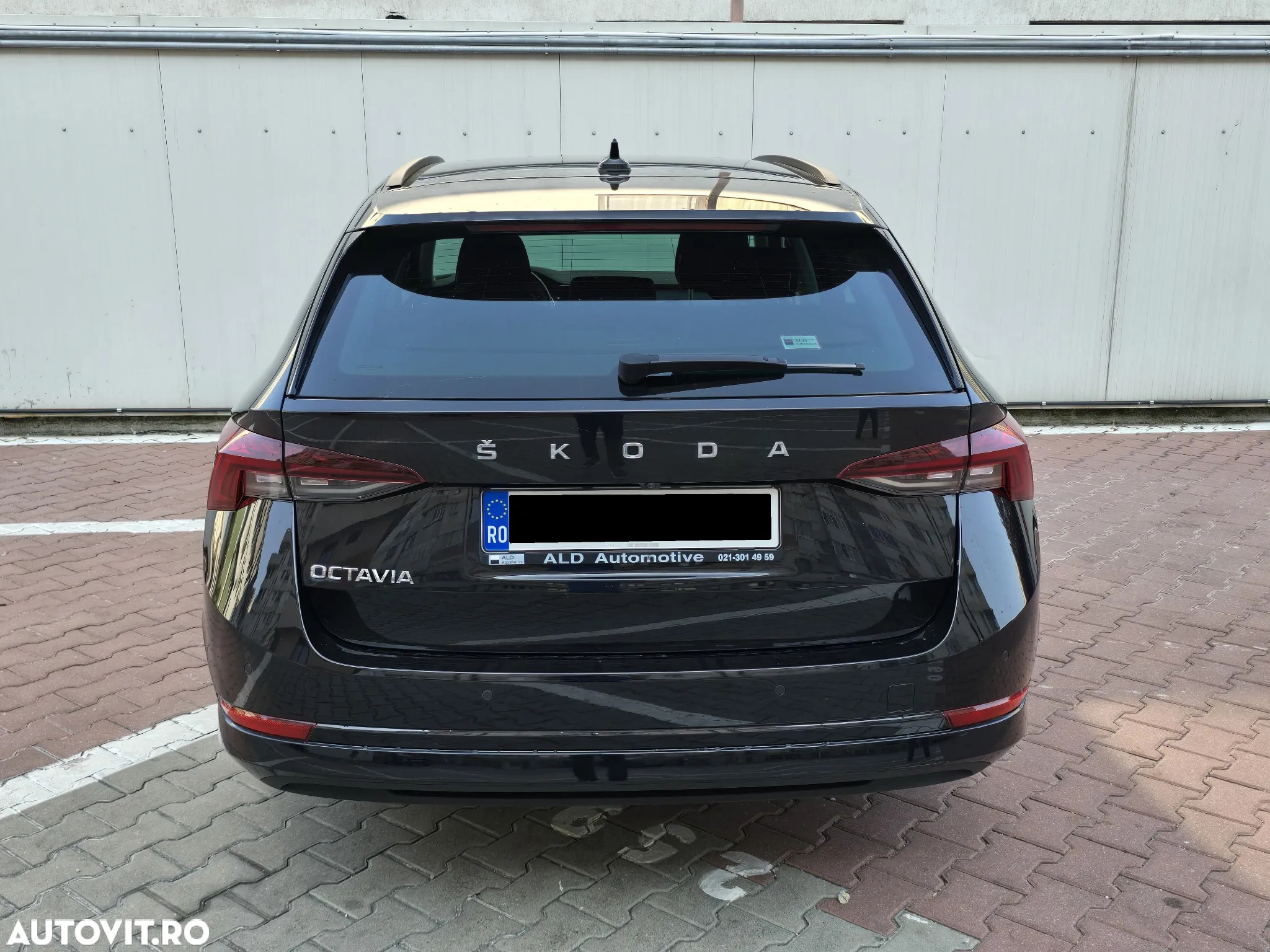 Skoda Octavia Combi 2.0 TDI Style - 4