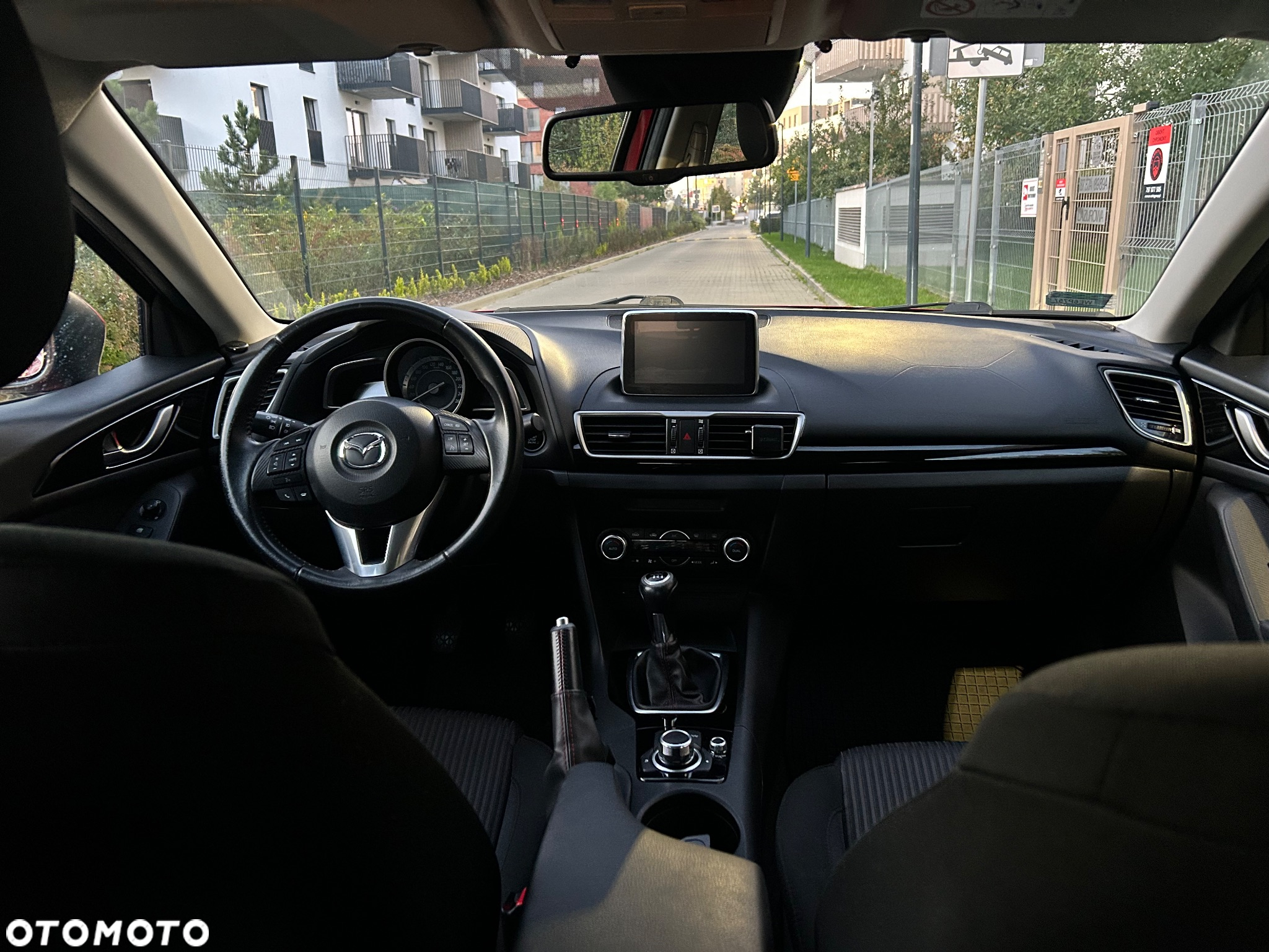 Mazda 3 - 5
