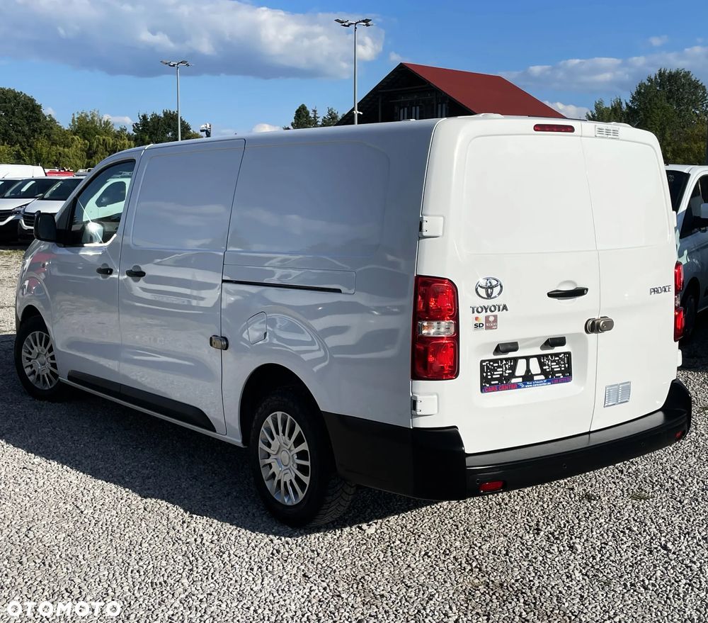 Toyota ProAce - 13