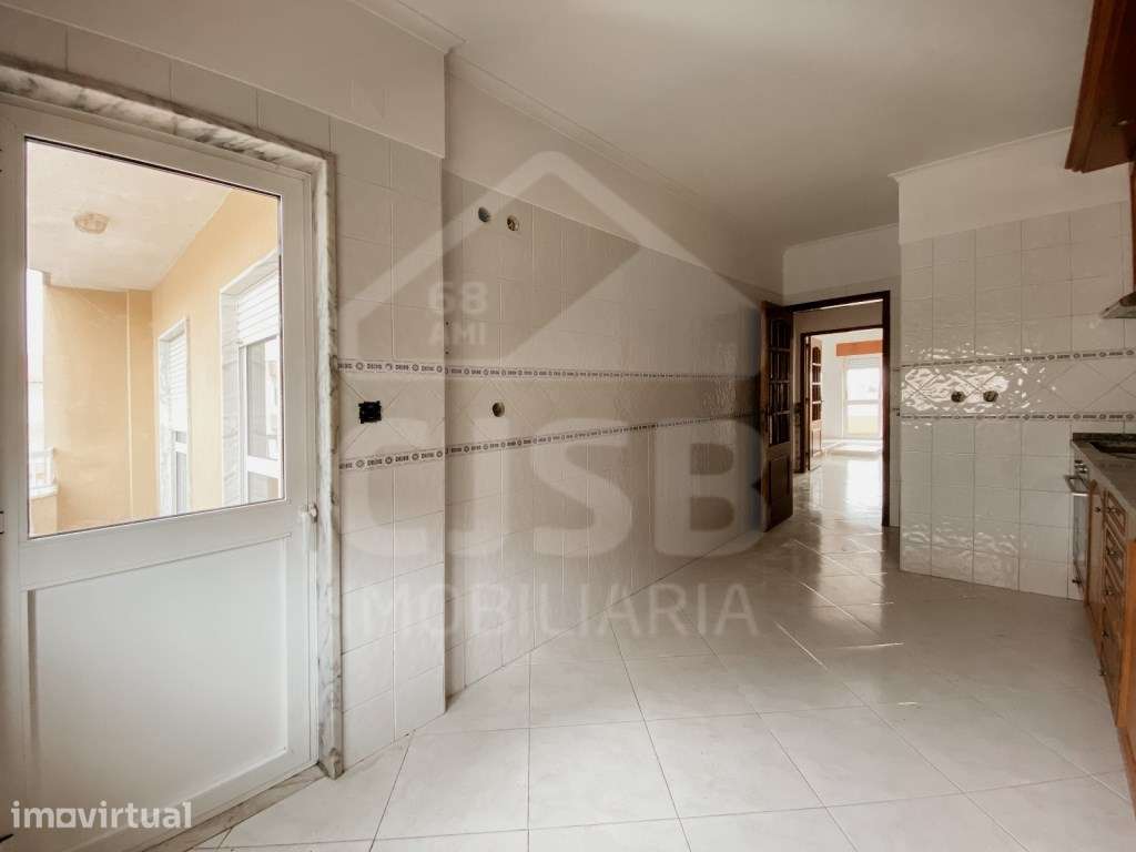 Apartamento T3 em Benavente - Grande imagem: 4/17