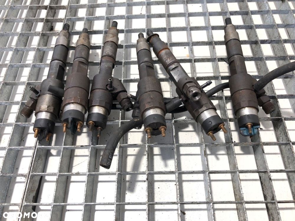 WTRYSKIWACZE KOMPLET  RENAULT TRUCKS MIDLUM 2000 - 2022 220.18/D - 5