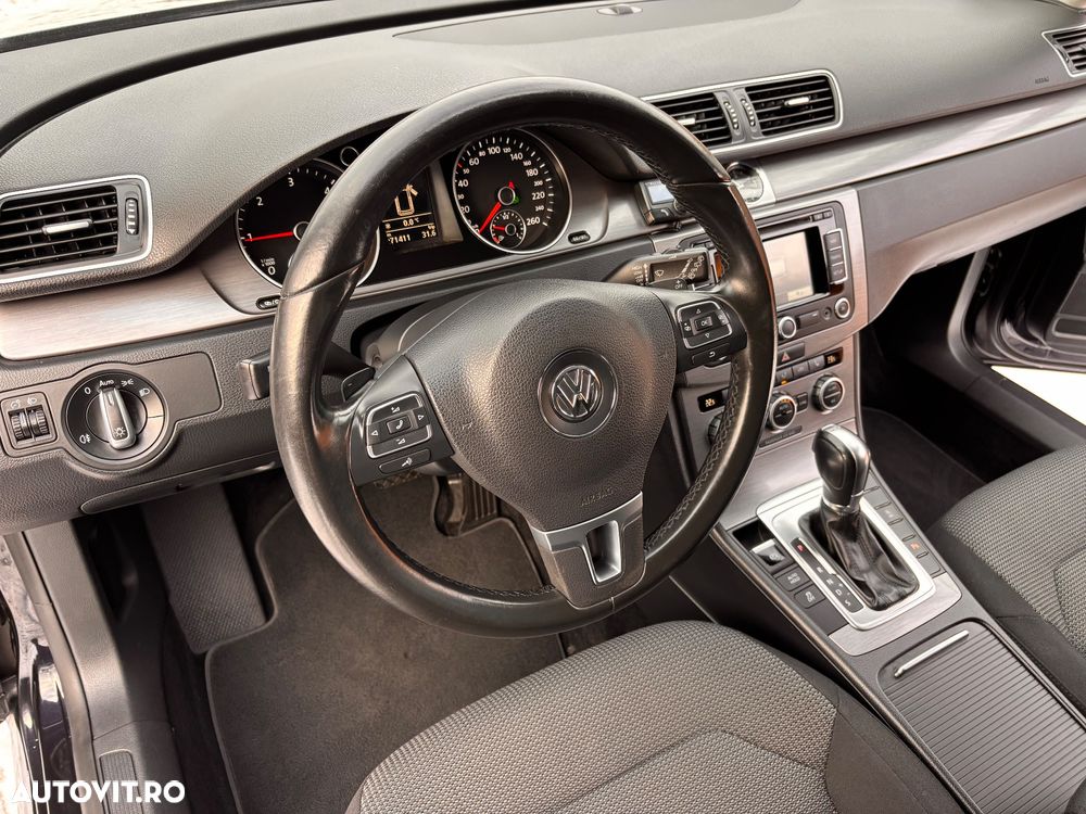 Volkswagen Passat Variant 2.0 TDI DSG BlueMotion Technology Comfortline - 15