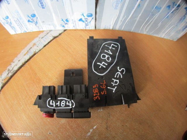 Interruptor 6L1858815 SEAT IBIZA 6L 2007 1.4I 16V 85CV 5P AZUL CLARINHO  INTERRUPTOR CENTRAL - 2