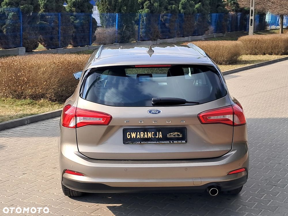 Ford Focus SW 1.5 EcoBlue S&S TITANIUM - 9