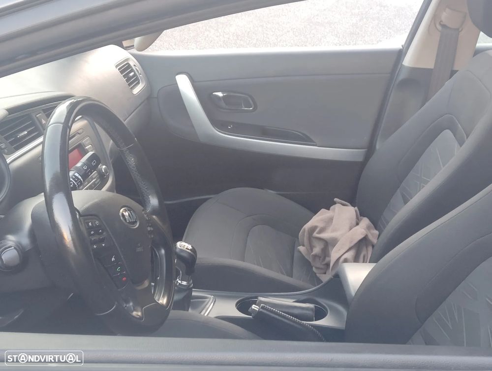 Kia Ceed SW 1.6 CRDi EX - 15