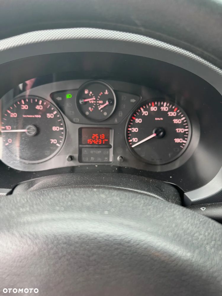 Peugeot Partner L2 - 12