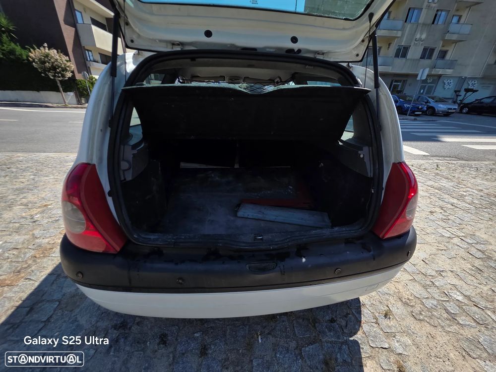 Renault Clio 1.5 dCi Extreme - 5