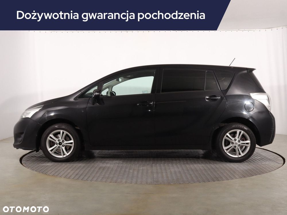 Toyota Verso - 4