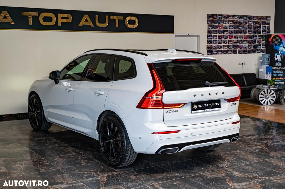 Volvo XC 60 D5 AWD Geartronic RDesign - 15