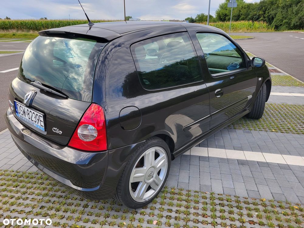 Renault Clio 2002 photo 4