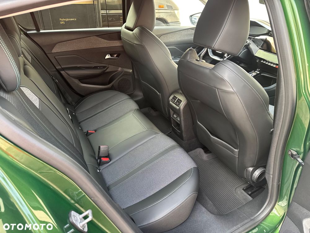 Peugeot 308 1.2 PureTech Allure S&S EAT8 - 13