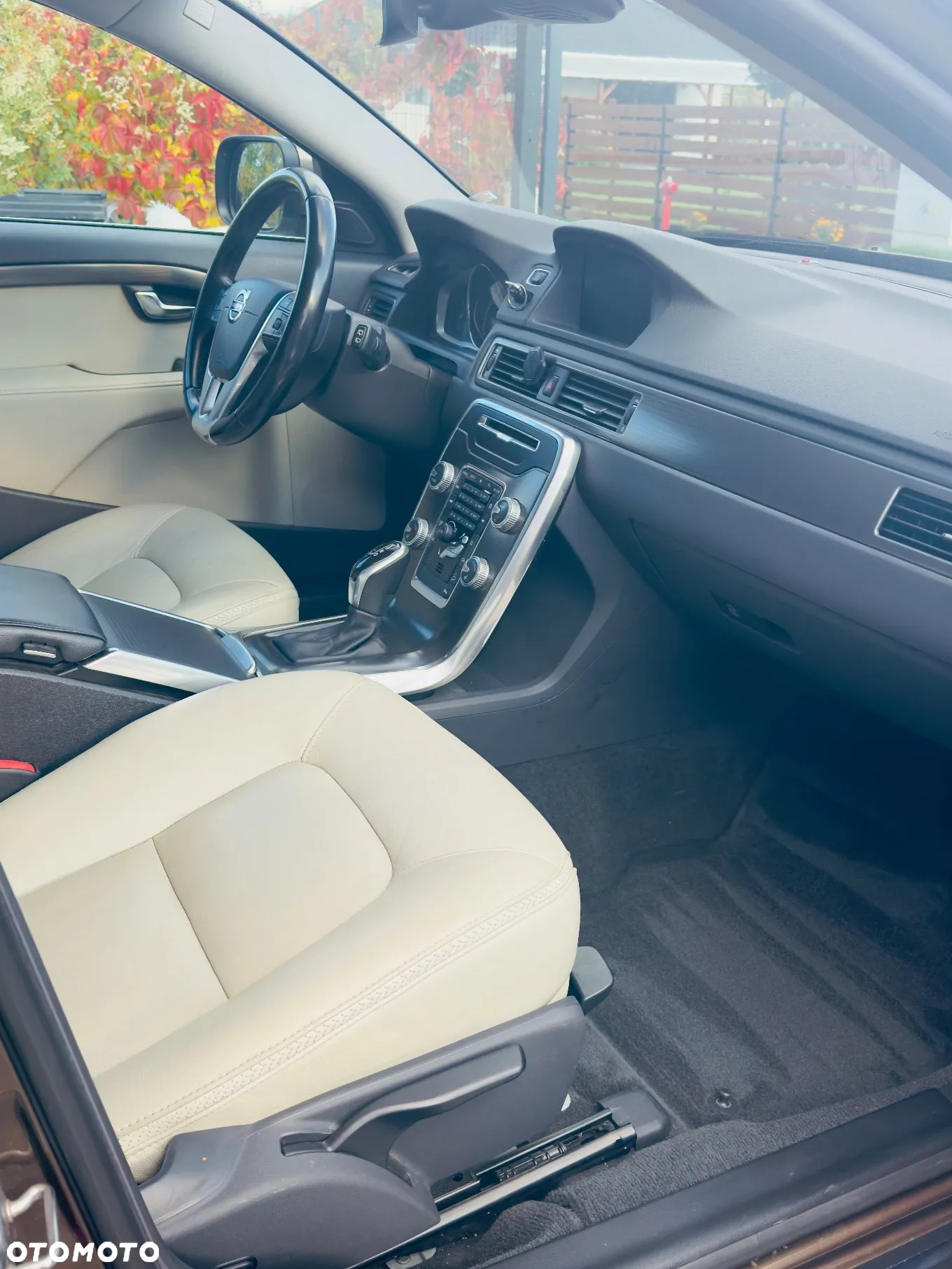 Volvo XC 70 D5 AWD Summum - 6