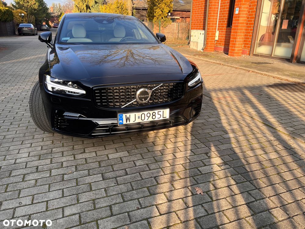 Volvo S90 T8 AWD Plug-In Hybrid R-Design - 2