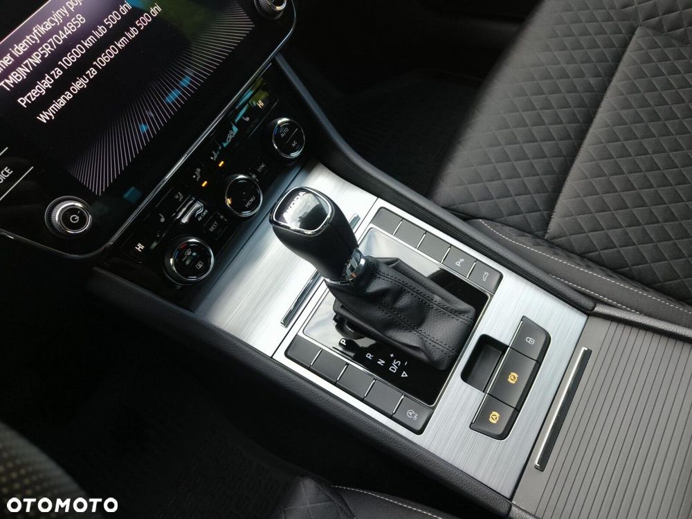 Skoda Superb 1.5 TSI Ambition DSG - 15