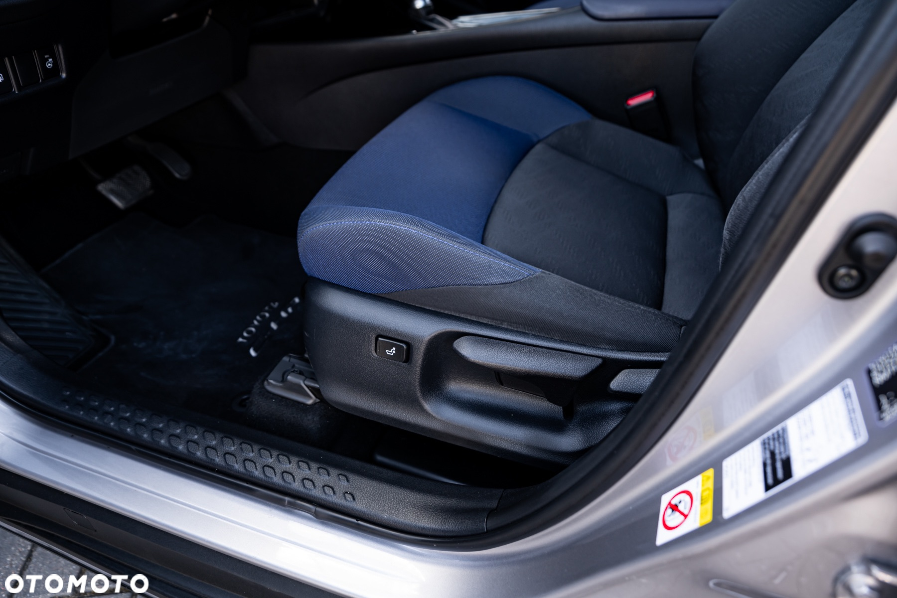Toyota C-HR 1.2 T Prestige CVT 4x4 - 18