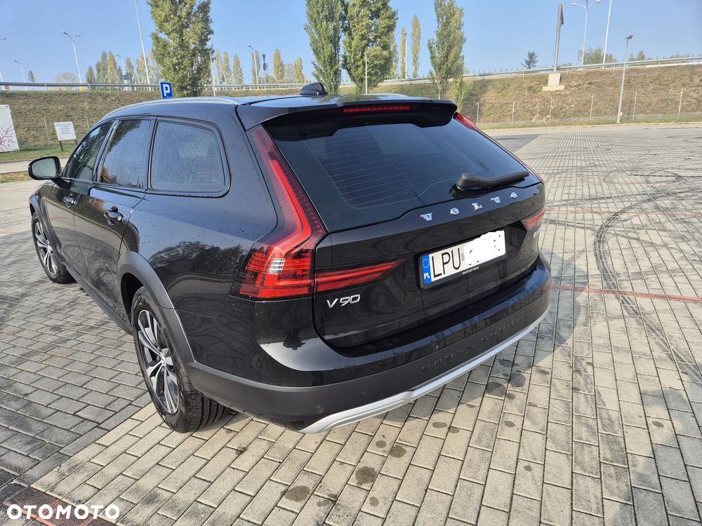 Volvo V90 Cross Country - 7