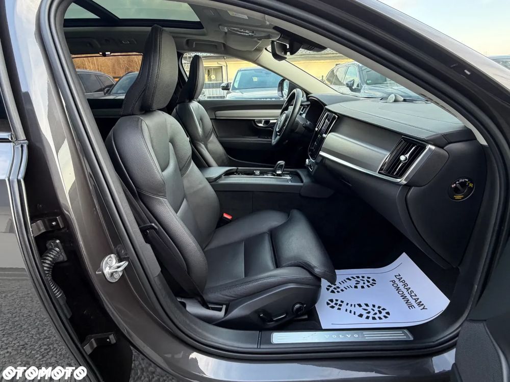 Volvo V90 Cross Country B5 D AWD Ultimate - 33