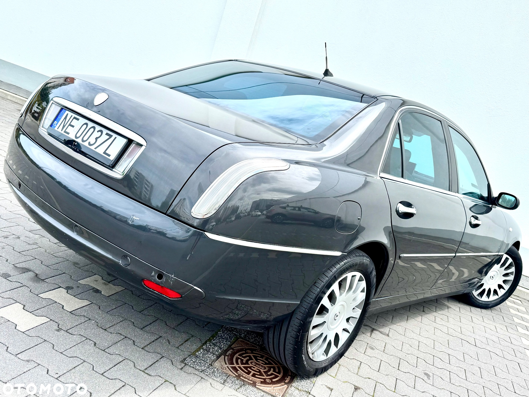 Lancia Thesis 2.4 JTD 20v Executive - 4