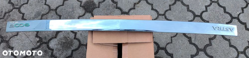 Astra H listwa klapy tył chrom kombi lift Opel ~~ - 1