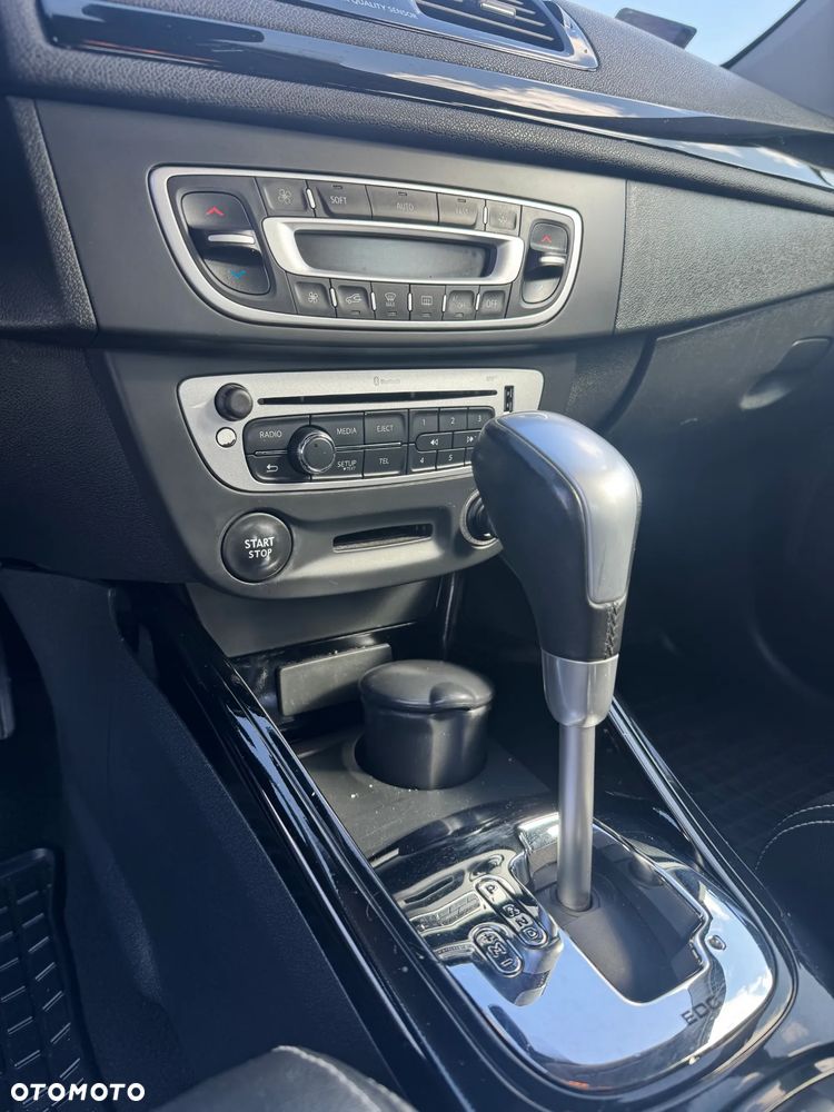 Renault Megane dCi 110 FAP EDC Bose Edition - 9