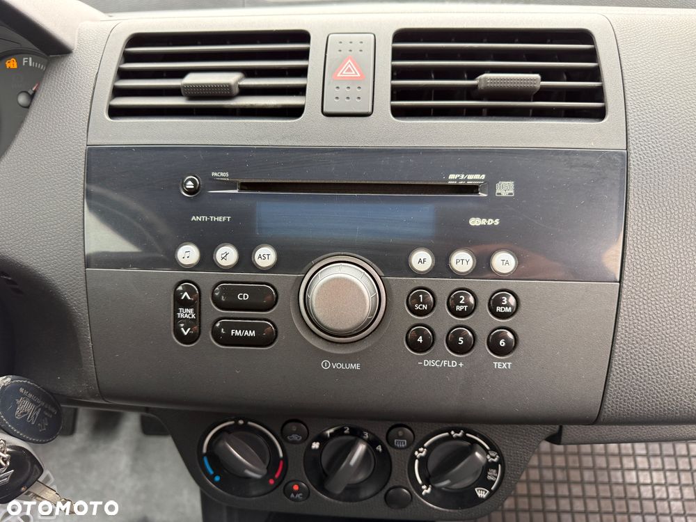 Suzuki Swift - 14
