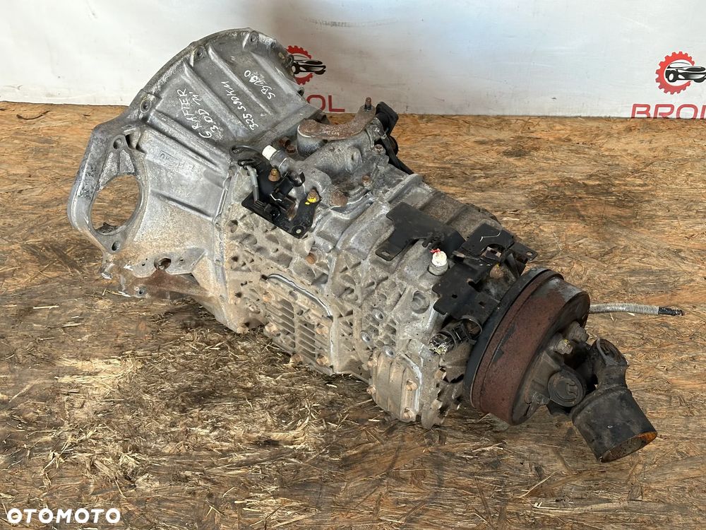 SKRZYNIA BIEGÓW ISUZU GRAFTER 3.0 D 11'  M0YMB - 2