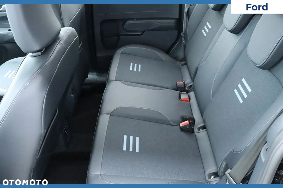 Ford Tourneo Courier - 10