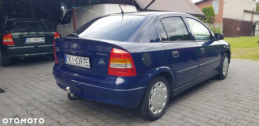 Opel Astra 1.4 - 5