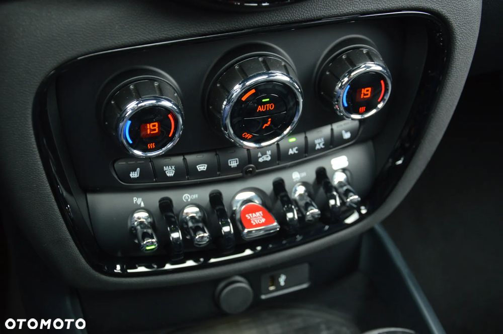 MINI John Cooper Works ALL4 sport - 18