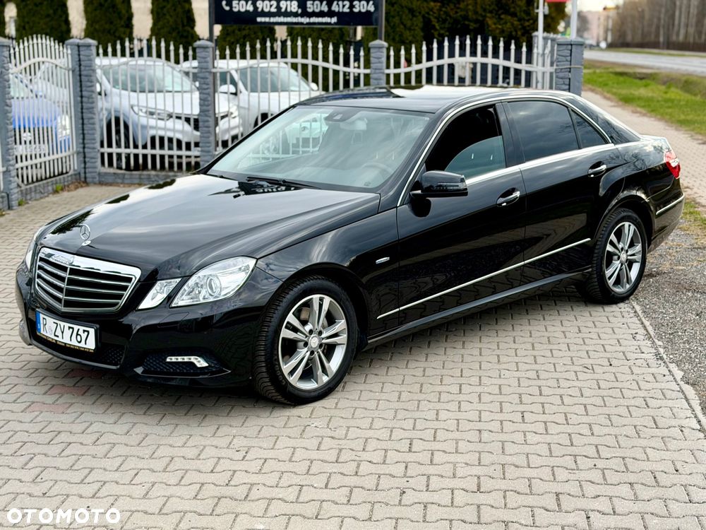 Mercedes-Benz Klasa E 250 CGI BlueEffICIENCY Avantgarde - 22