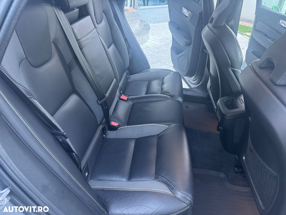 Volvo XC 60 D4 Geartronic RDesign - 30