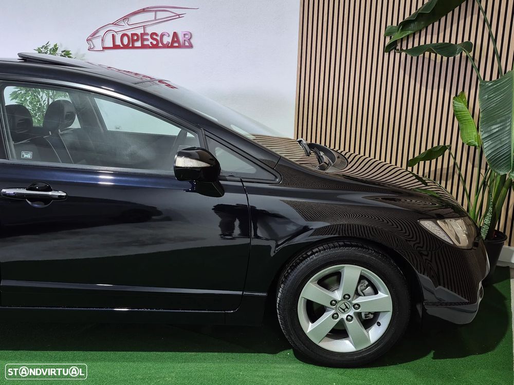 Honda Civic 1.8 ES Auto. - 5