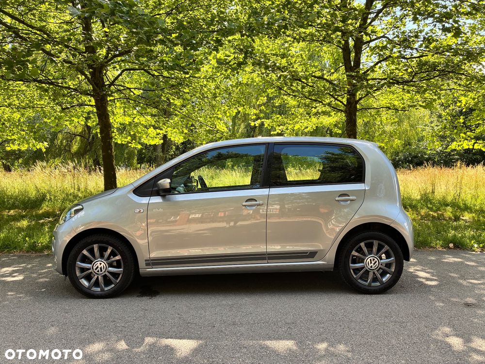 Volkswagen up! BlueMotion Technology club - 10