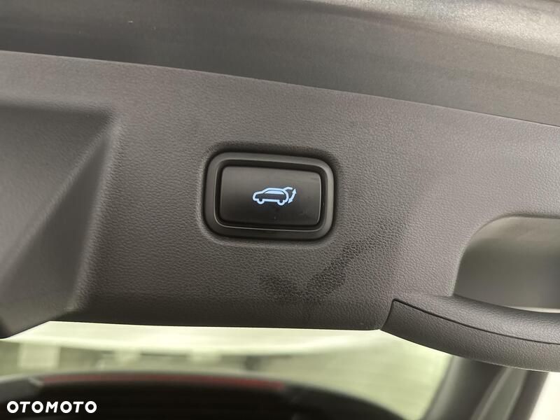 Hyundai Tucson 1.6 T-GDi HEV Executive 4WD - 24